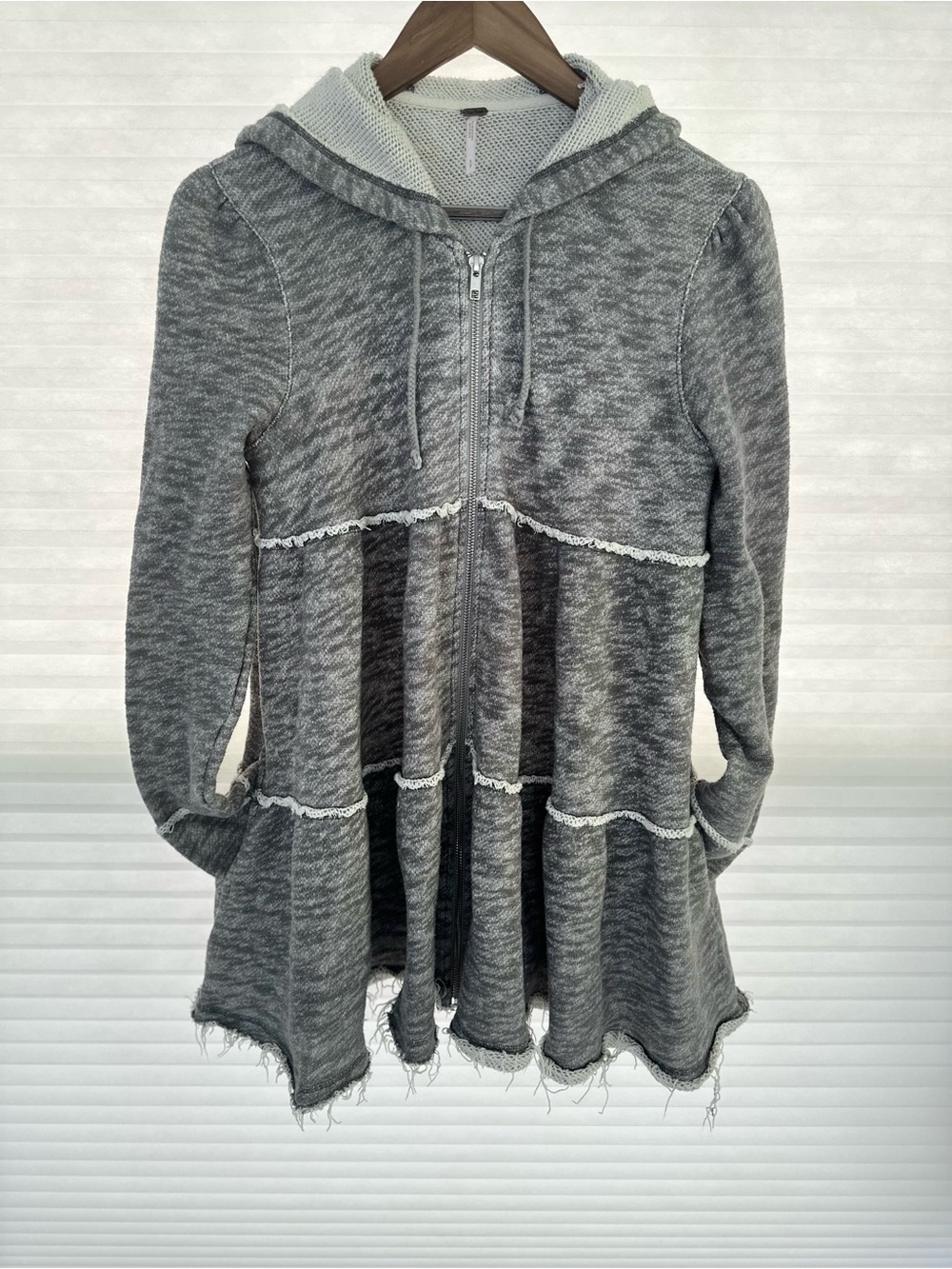 Free People Size Small Heather Gray Tiered Trapeze Zip Sweatshirt – Boho Hooded